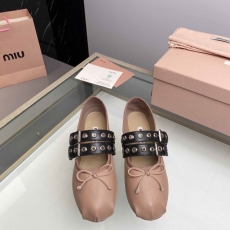 Miu Miu flat shoes